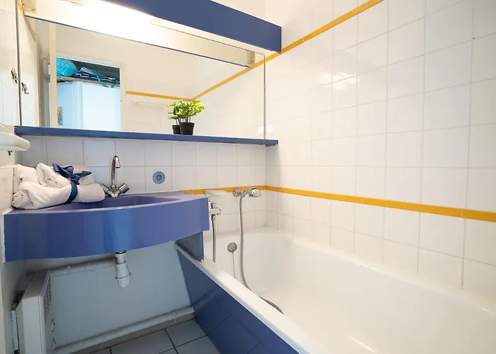 L'esquinade - J3 402 By Interhome *